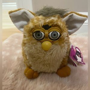 1998 Giraffe Furby 2nd Generation